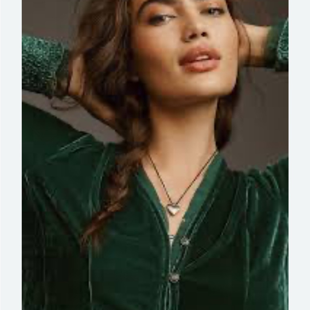 ANTHROPOLOGIE Whimsigoth Emerald Green Swing Velvet Peasant Top NWT - Picture 9 of 9